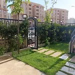 شقة فندقية راقية جدا بكمبوند جاردينيا ستي