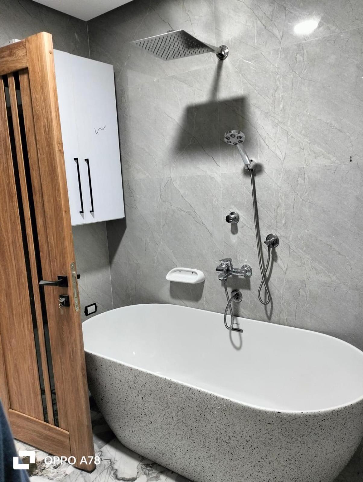 Apartment راقية جدا بكمبوند جاردينيا ستي Cairo